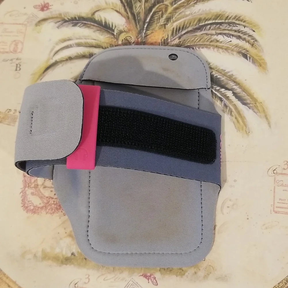Belkin Slim Fit Armband